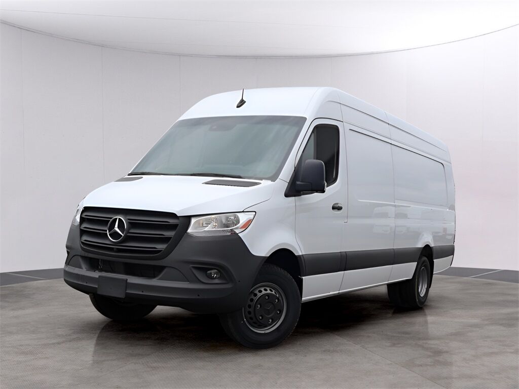 2024 Mercedes-Benz Sprinter 3500 Cargo 170 WB