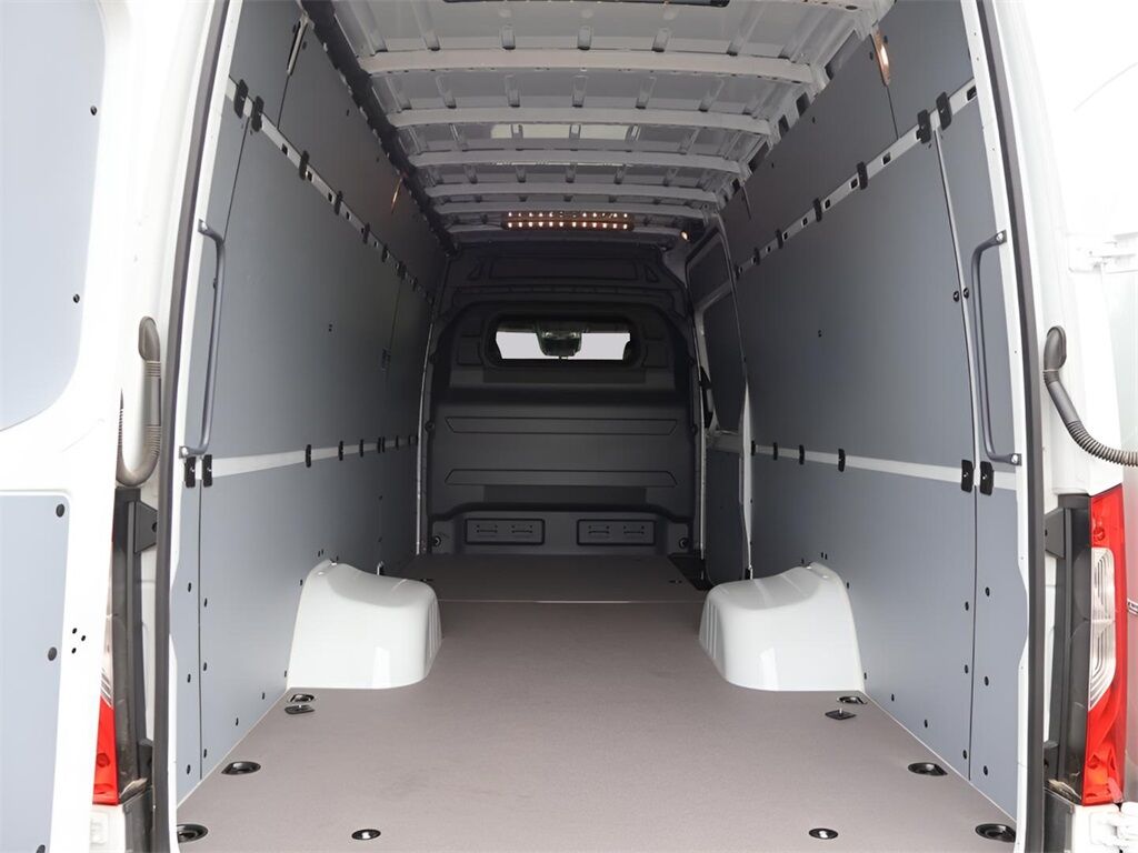 2024 Mercedes-Benz Sprinter 3500 Cargo 170 WB San Clemente CA