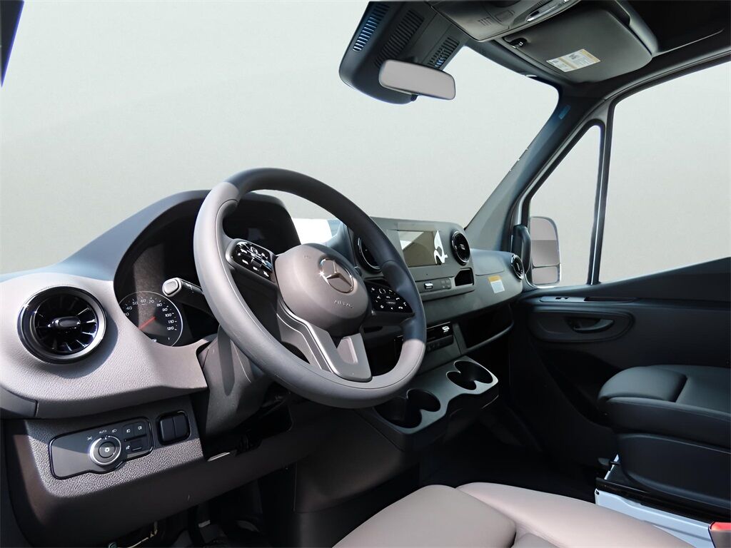 2024 Mercedes-Benz Sprinter 3500 Cargo 170 WB San Clemente CA