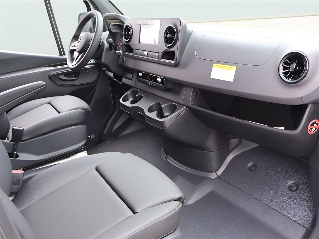 2024 Mercedes-Benz Sprinter 3500 Cargo 170 WB San Clemente CA