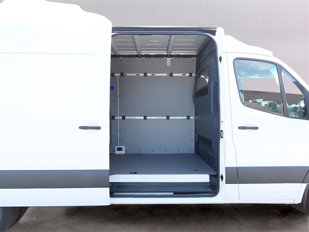 2024 Mercedes-Benz Sprinter 3500 Cargo 170 WB San Clemente CA