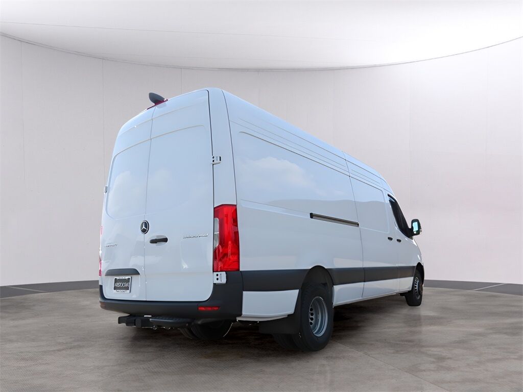 2024 Mercedes-Benz Sprinter 3500 Cargo 170 WB San Clemente CA