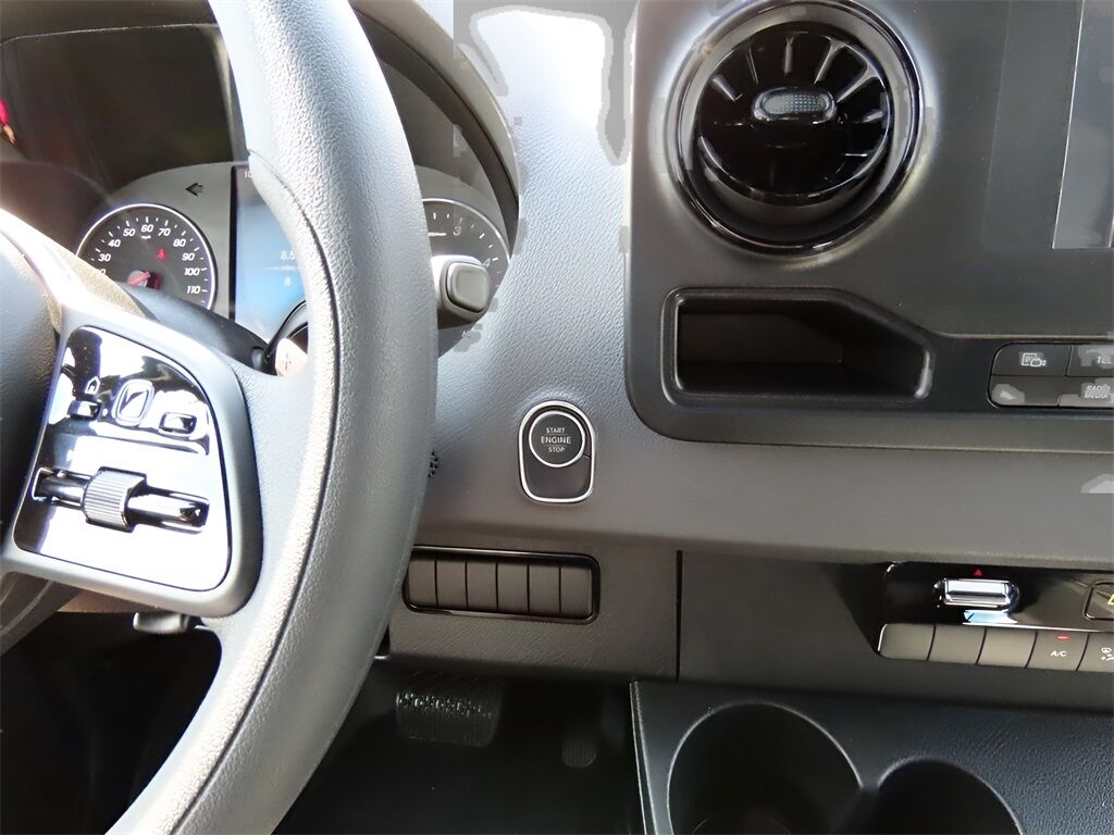 2024 Mercedes-Benz Sprinter 3500 Cargo 170 WB San Clemente CA