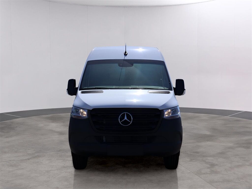 2024 Mercedes-Benz Sprinter 3500 Cargo 170 WB