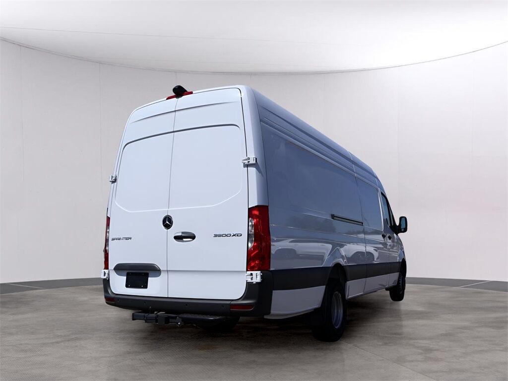 2024 Mercedes-Benz Sprinter 3500 Cargo 170 WB San Clemente CA