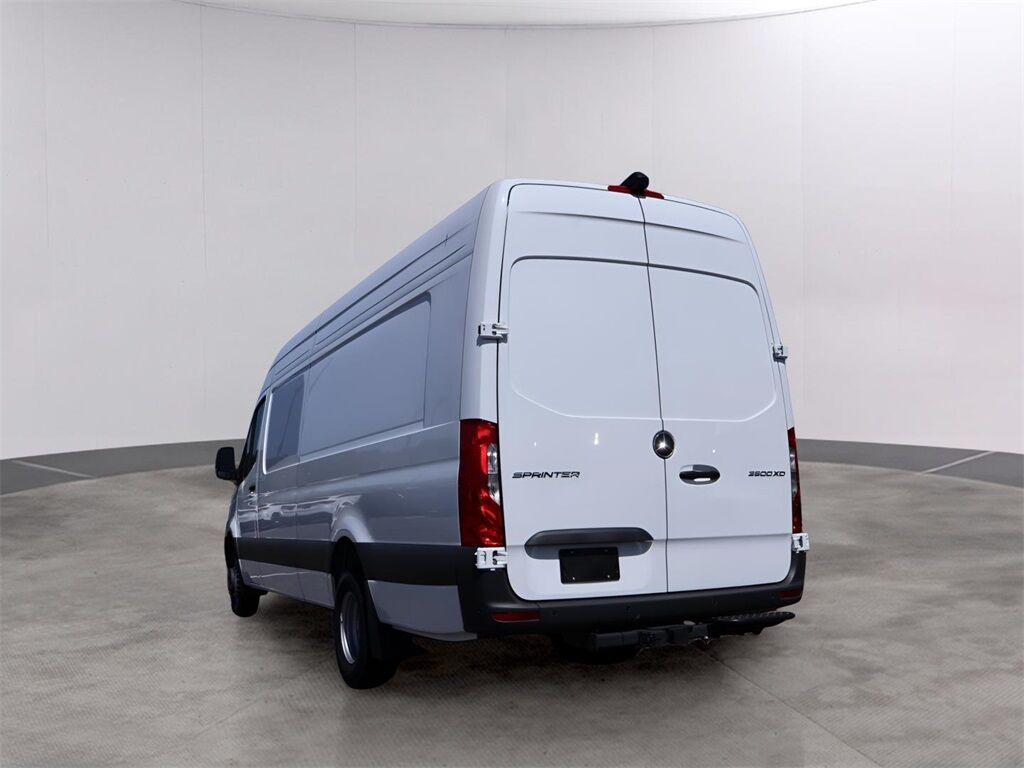 2024 Mercedes-Benz Sprinter 3500 Cargo 170 WB San Clemente CA