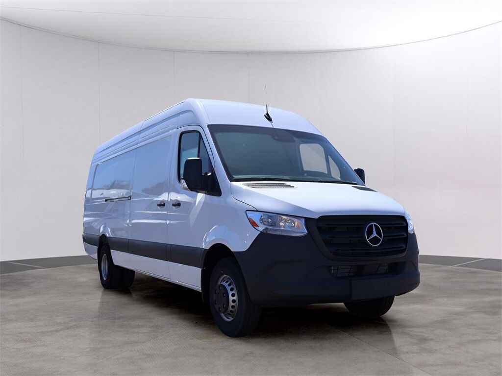 2024 Mercedes-Benz Sprinter 3500 Cargo 170 WB San Clemente CA