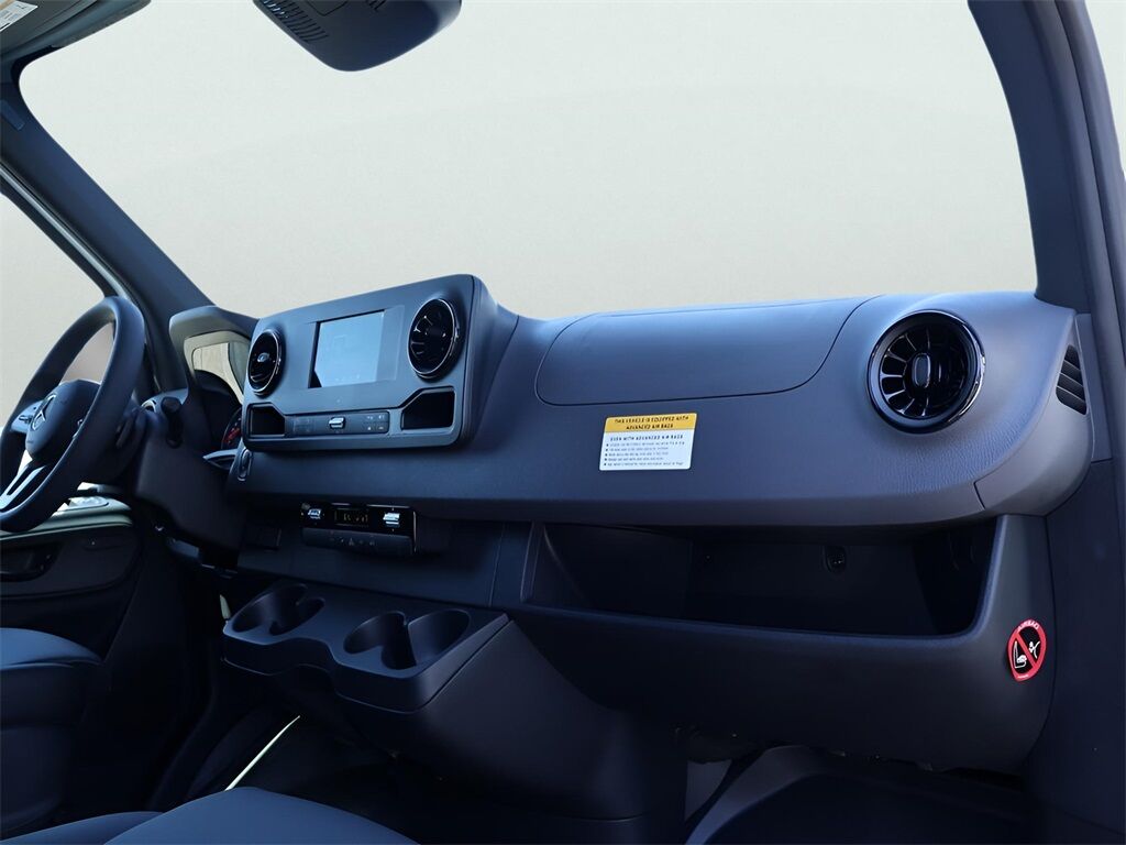 2024 Mercedes-Benz Sprinter 3500 Cargo 170 WB San Clemente CA