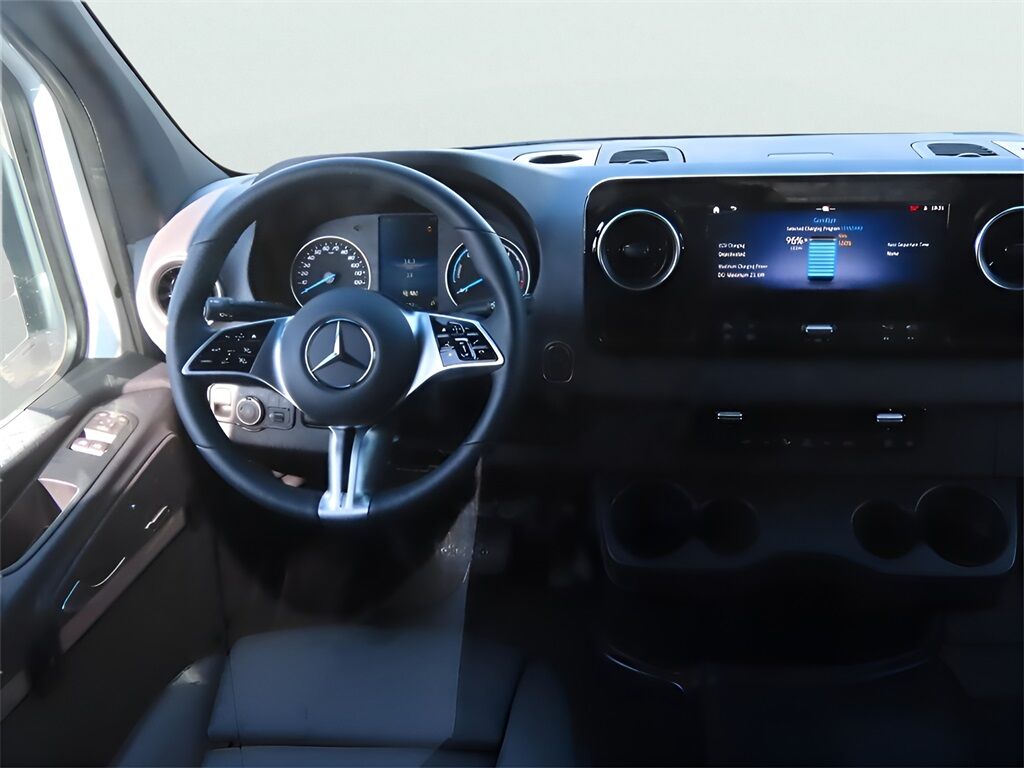 2024 Mercedes-Benz eSprinter 2500 Cargo 170 WB Electric San Clemente CA