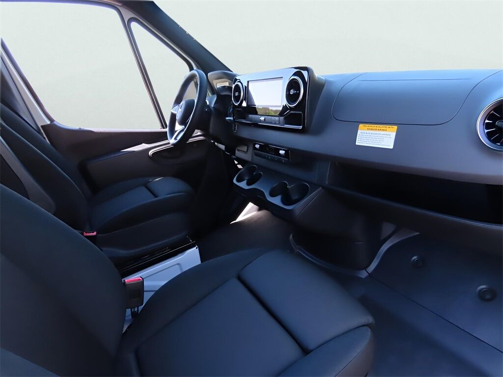 2024 Mercedes-Benz eSprinter 2500 Cargo 170 WB San Clemente CA