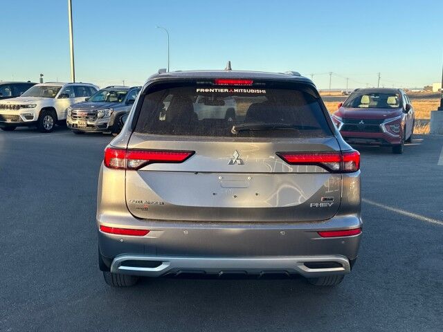 2024 Mitsubishi Outlander PHEV LE Grande Prairie AB 2024 Mitsubishi Outlander PHEV LE Grande Prairie AB