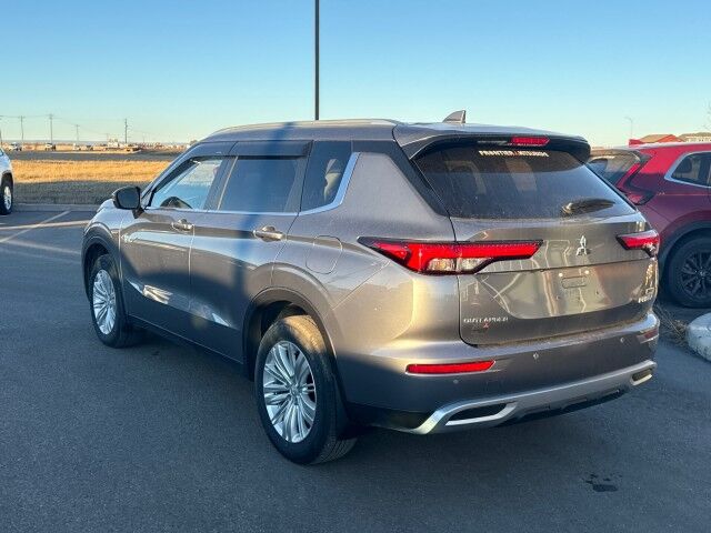 2024 Mitsubishi Outlander PHEV LE Grande Prairie AB 2024 Mitsubishi Outlander PHEV LE Grande Prairie AB