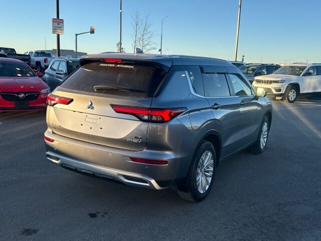2024 Mitsubishi Outlander PHEV LE Grande Prairie AB 2024 Mitsubishi Outlander PHEV LE Grande Prairie AB