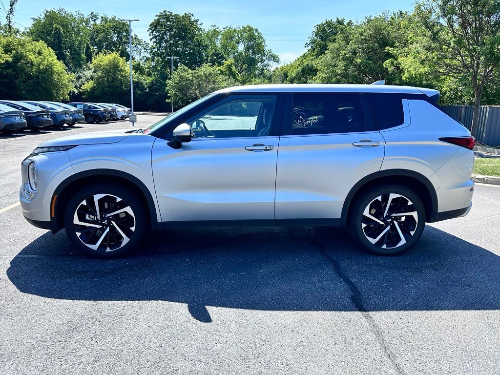 2024 Mitsubishi Outlander SE San Clemente CA