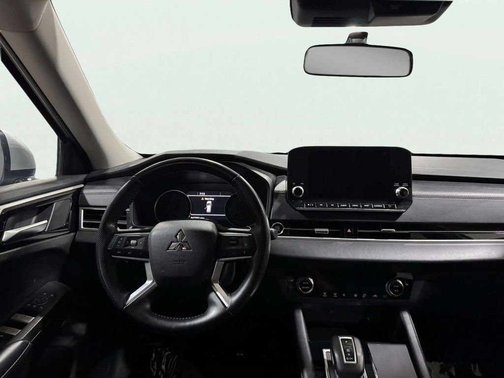 2024 Mitsubishi Outlander SE San Clemente CA