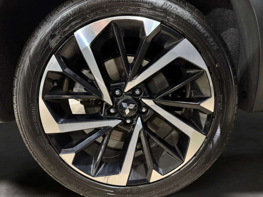 2024 Mitsubishi Outlander SE w/3rd Row Seating San Clemente CA