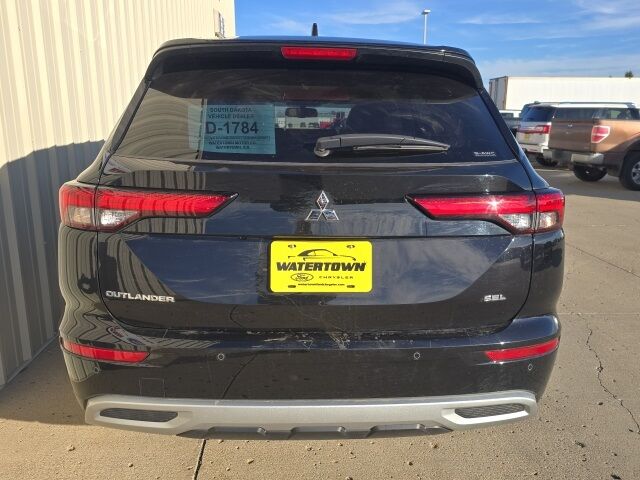 2024 Mitsubishi Outlander SEL Watertown SD 2024 Mitsubishi Outlander SEL Watertown SD
