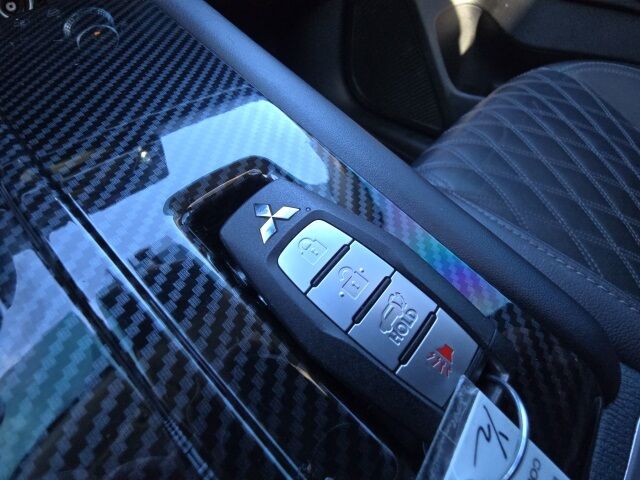 2024 Mitsubishi Outlander SEL Watertown SD 2024 Mitsubishi Outlander SEL Watertown SD