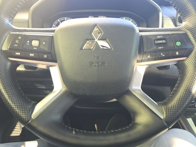 2024 Mitsubishi Outlander SEL Watertown SD 2024 Mitsubishi Outlander SEL Watertown SD