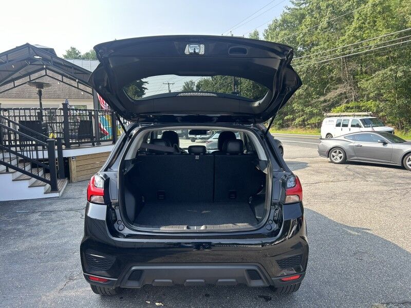 2024 Mitsubishi Outlander Sport SE Whitinsville MA 2024 Mitsubishi Outlander Sport SE Whitinsville MA