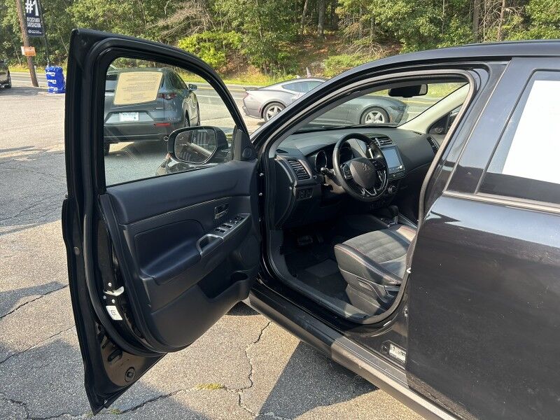 2024 Mitsubishi Outlander Sport SE Whitinsville MA 2024 Mitsubishi Outlander Sport SE Whitinsville MA