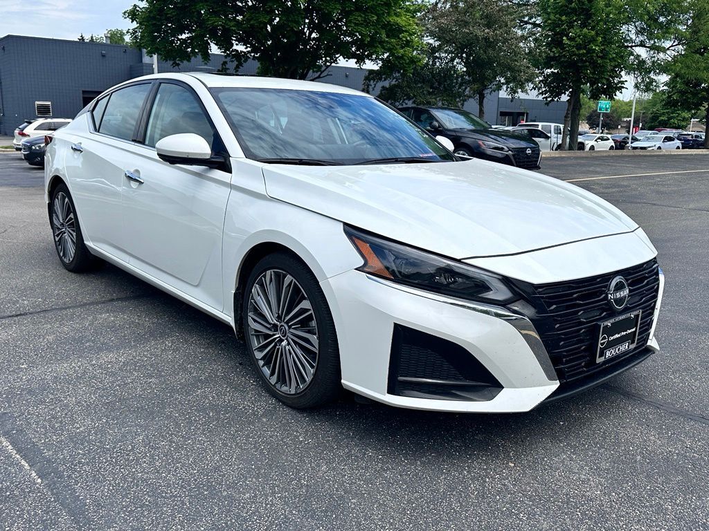 2024 Nissan Altima 2.5 SL