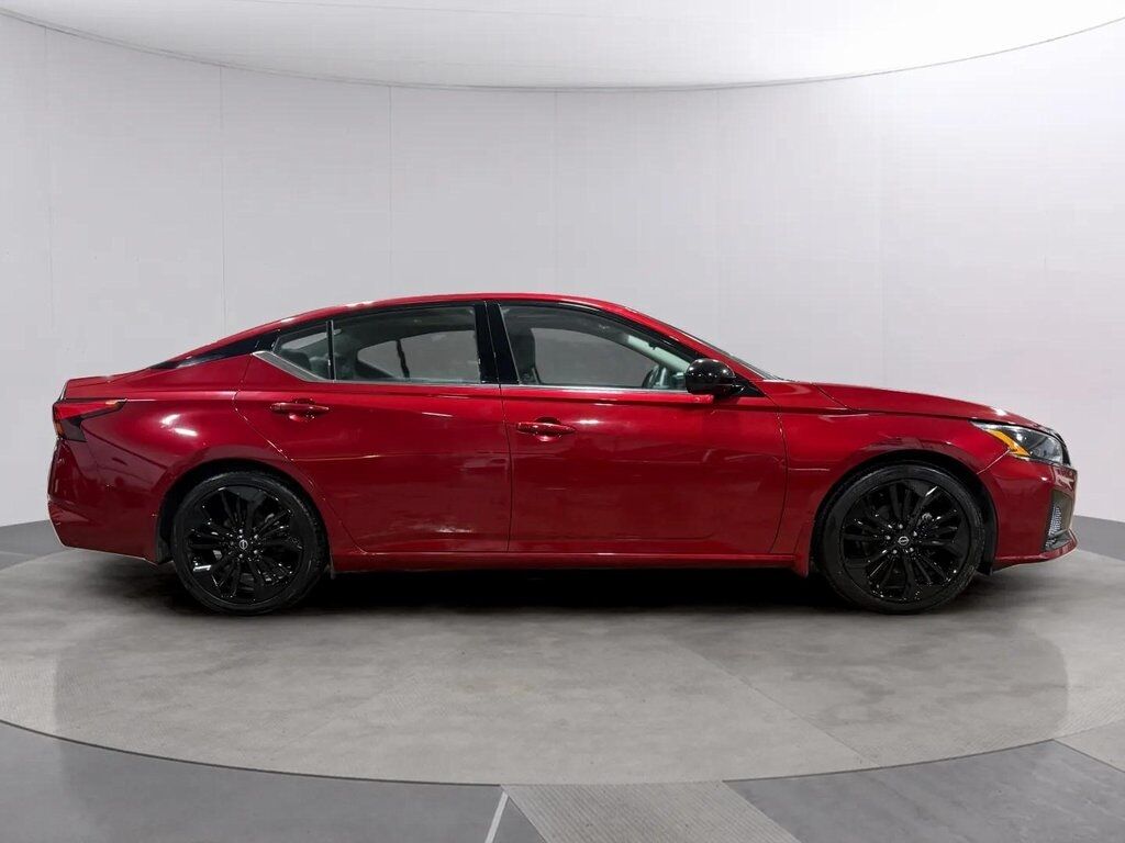 2024 Nissan Altima 2.5 SR w/Premium Pkg