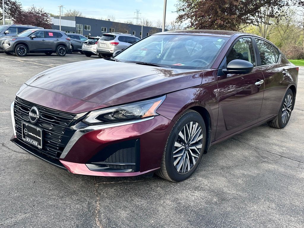 2024 Nissan Altima 2.5 SV