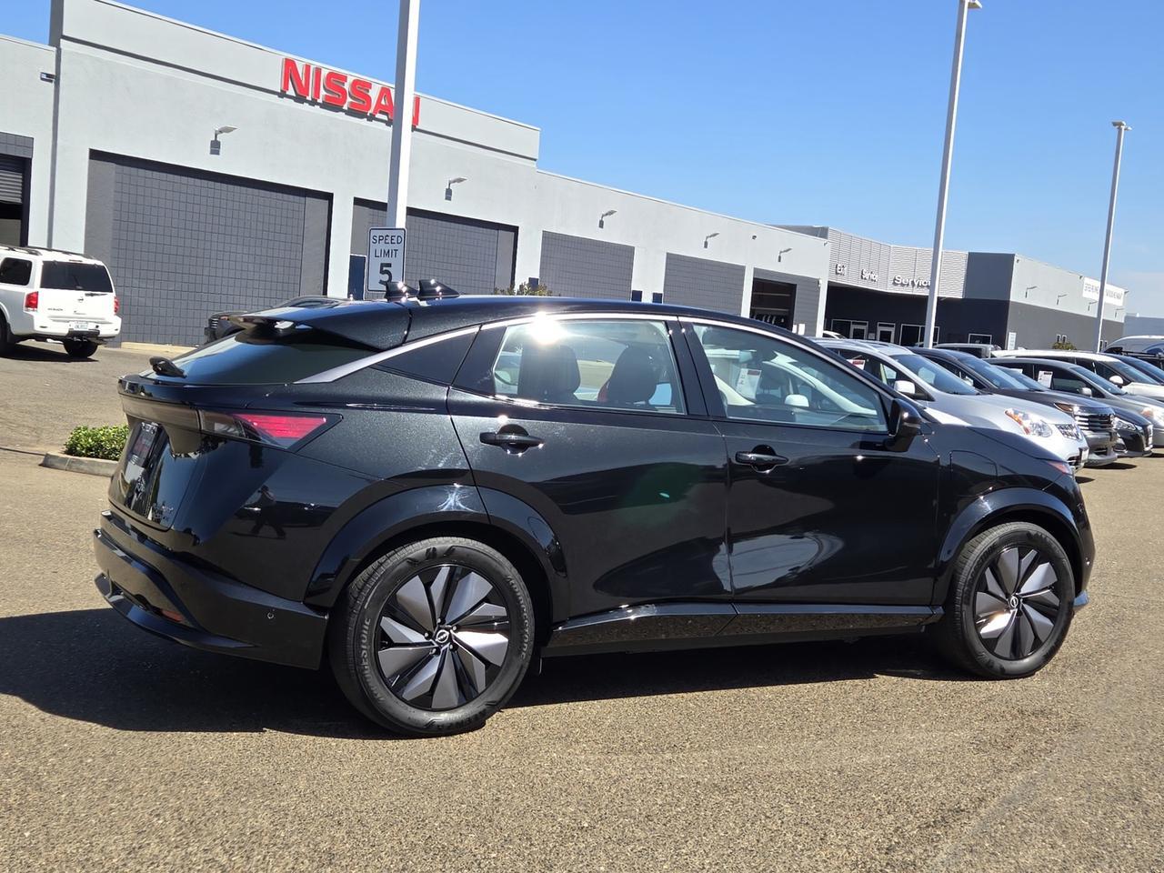 2024 Nissan Ariya PLATINUM+ 2024 Nissan Ariya PLATINUM+