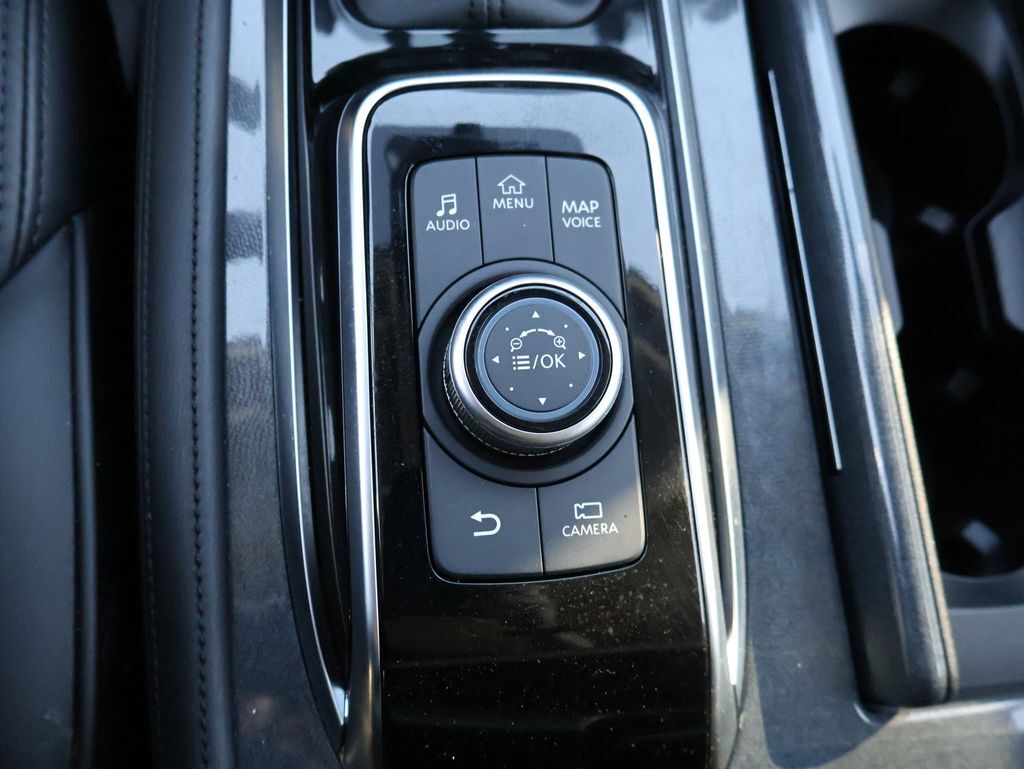 2024 Nissan Armada SV