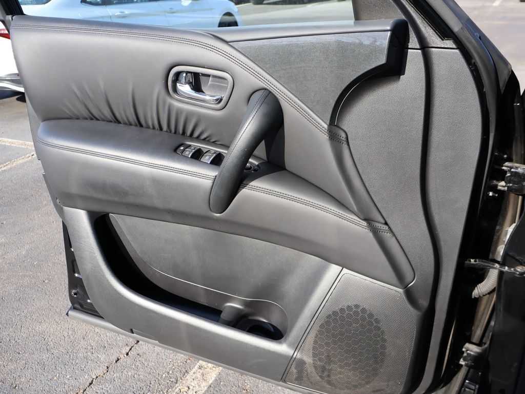 2024 Nissan Armada SV