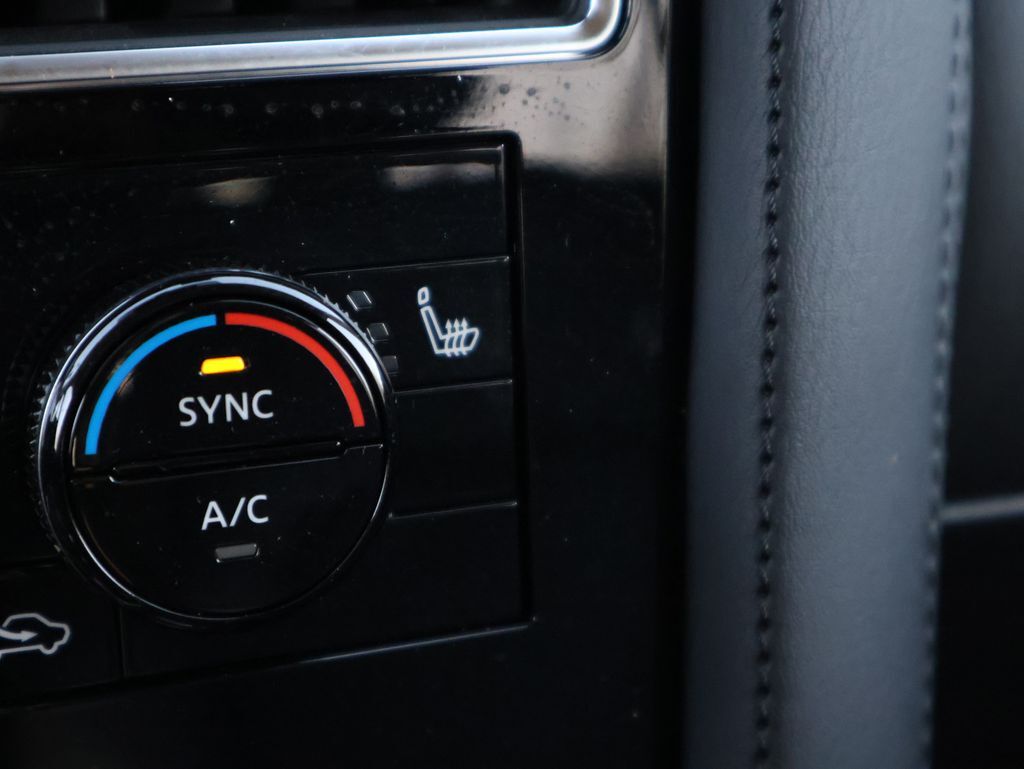 2024 Nissan Armada SV