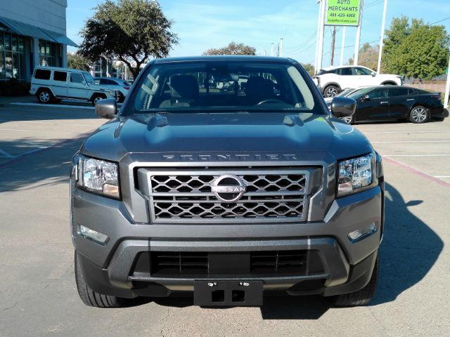 2024 Nissan Frontier