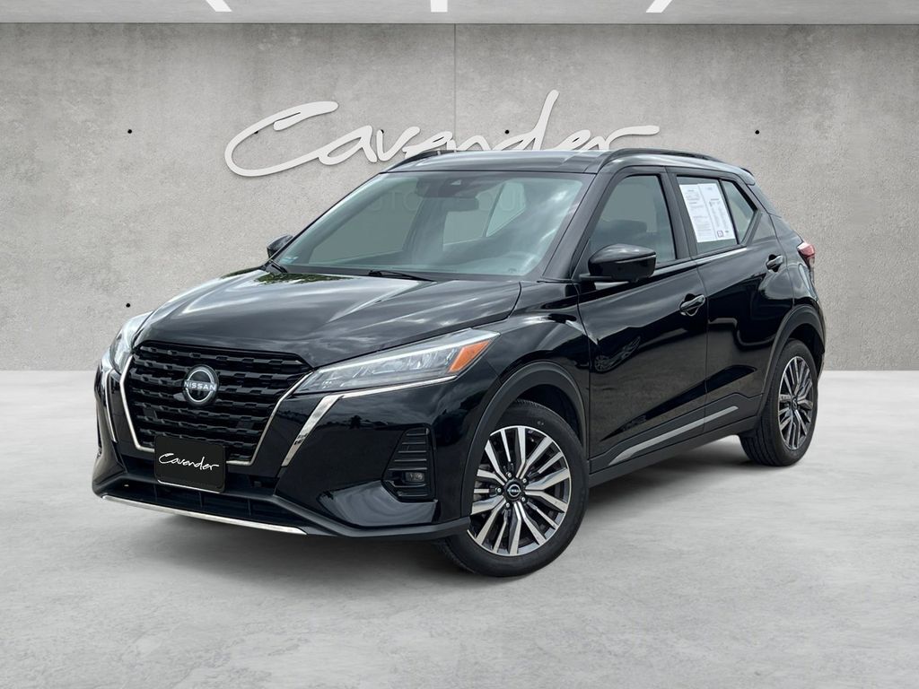 2024 Nissan Kicks SR