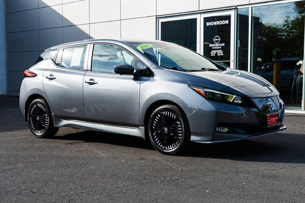 2024 Nissan LEAF