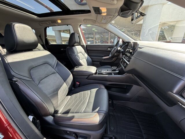 2024 Nissan Pathfinder Platinum San Clemente CA 2024 Nissan Pathfinder Platinum San Clemente CA