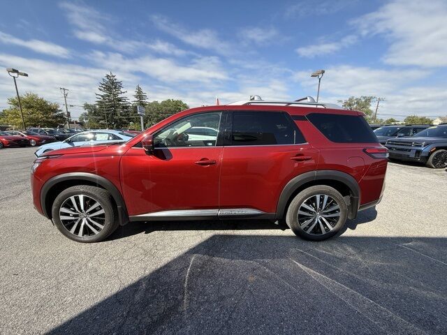 2024 Nissan Pathfinder Platinum San Clemente CA 2024 Nissan Pathfinder Platinum San Clemente CA