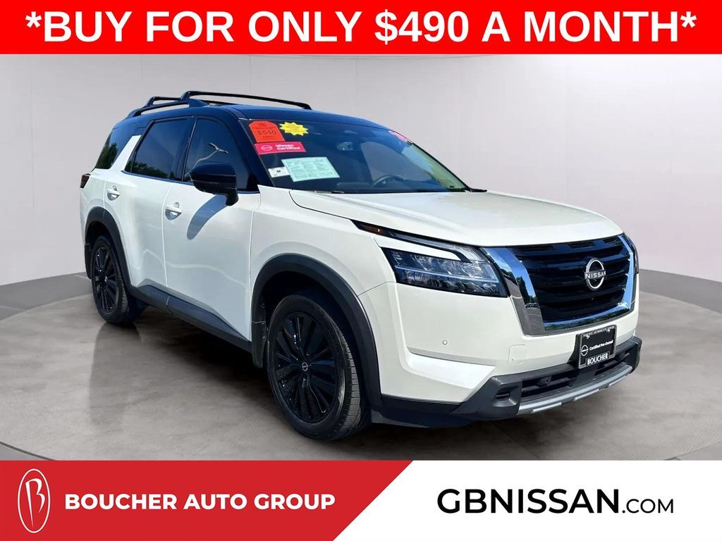2024 Nissan Pathfinder SL w/Premium Pkg