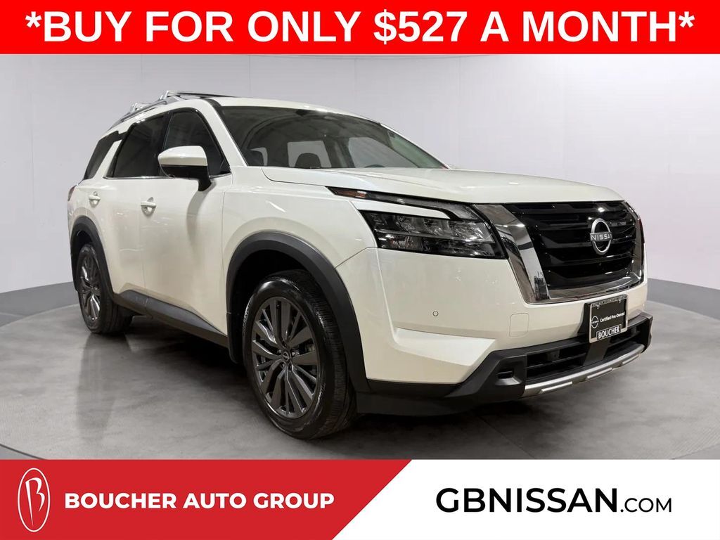 2024 Nissan Pathfinder SL w/Premium Pkg