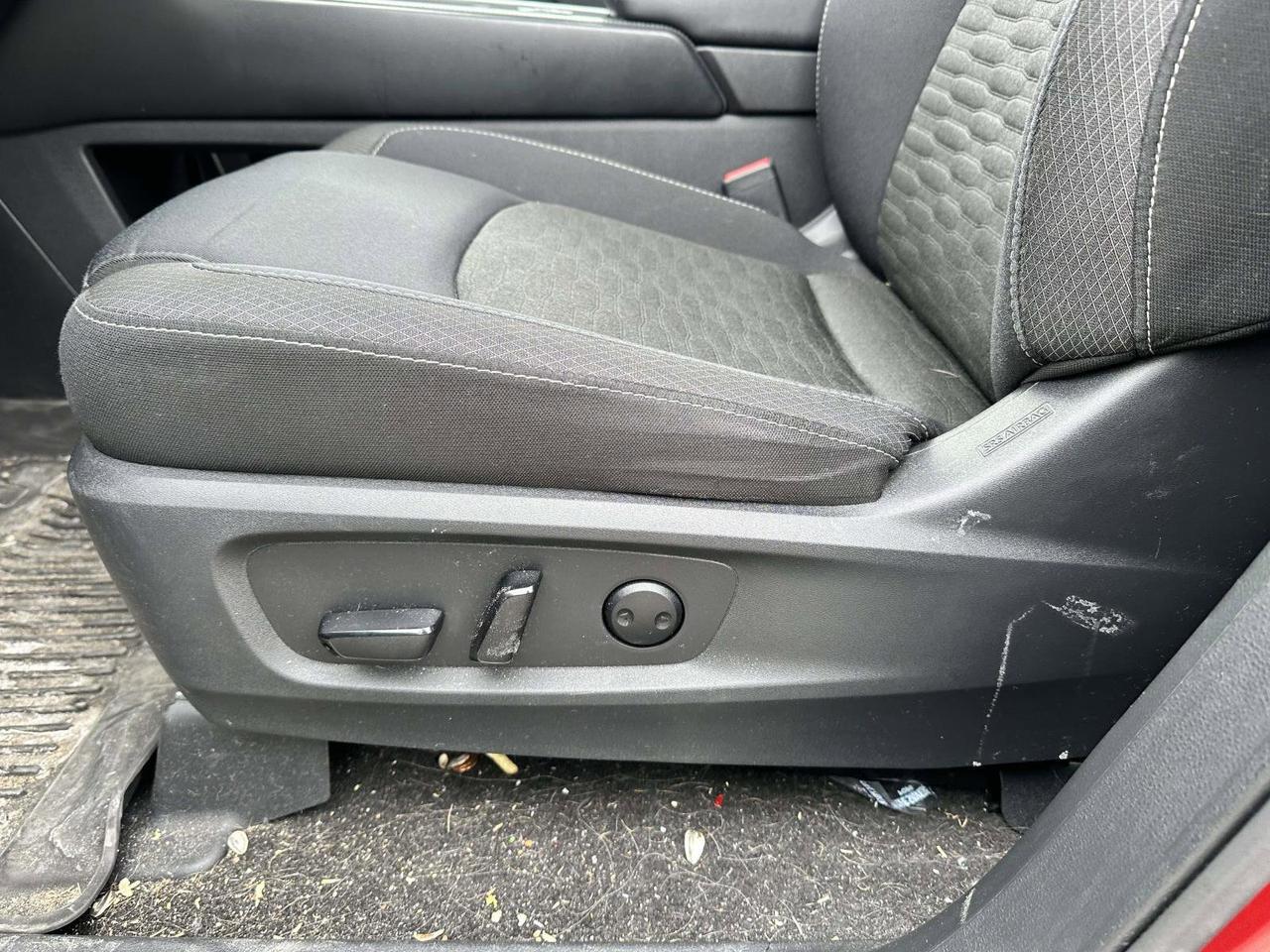 2024 Nissan Pathfinder SV Clifton Park NY