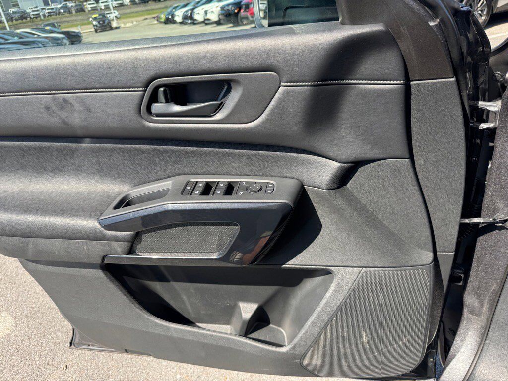 2024 Nissan Pathfinder SV Johnson City TN 2024 Nissan Pathfinder SV Johnson City TN