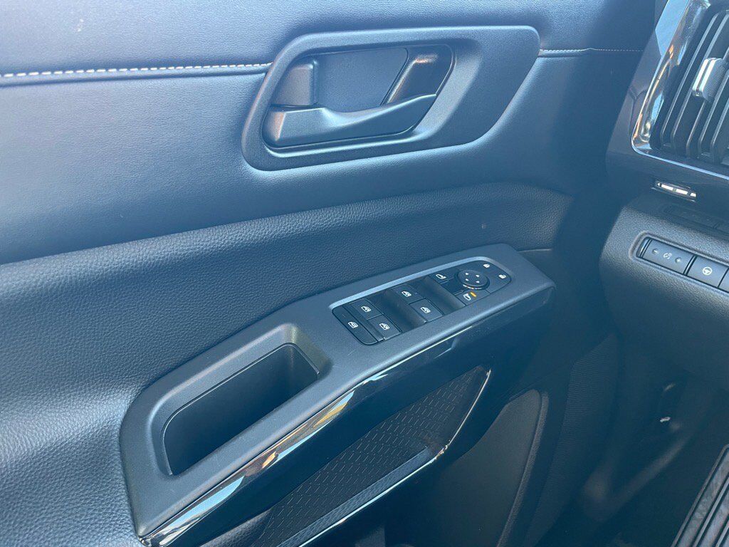 2024 Nissan Pathfinder SV Oak Ridge TN 2024 Nissan Pathfinder SV Oak Ridge TN