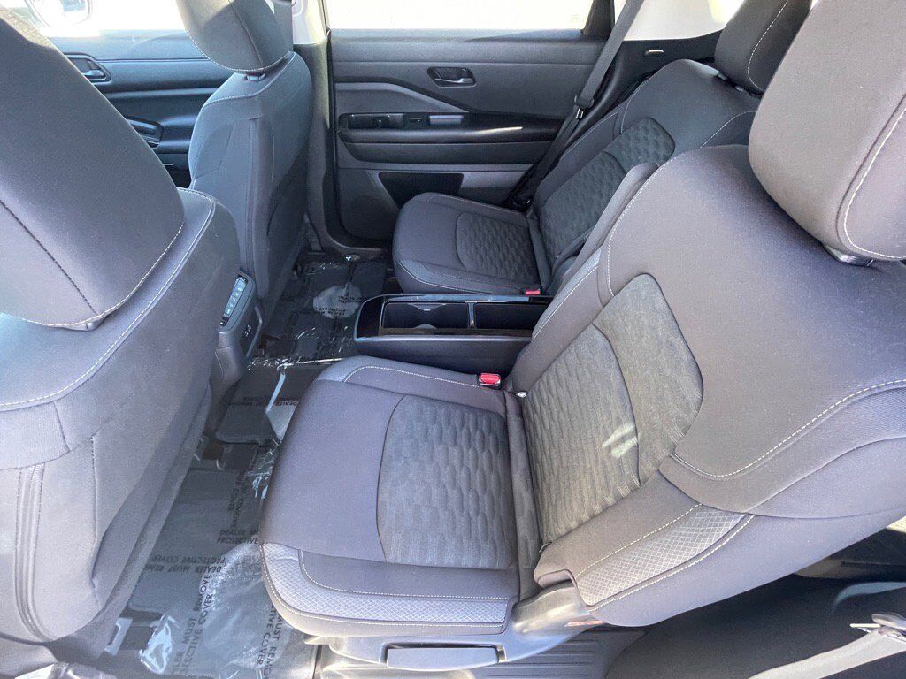 2024 Nissan Pathfinder SV Oak Ridge TN 2024 Nissan Pathfinder SV Oak Ridge TN