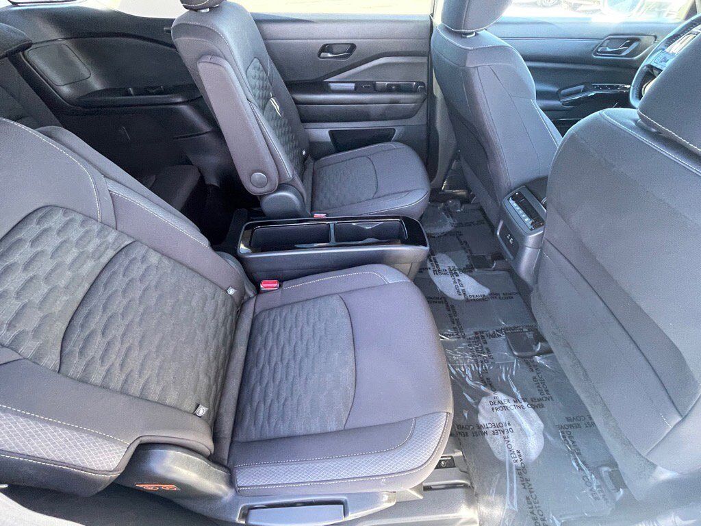 2024 Nissan Pathfinder SV Oak Ridge TN 2024 Nissan Pathfinder SV Oak Ridge TN