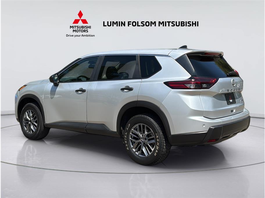 2024 Nissan Rogue S Sport Utility 4D 2024 Nissan Rogue S Sport Utility 4D