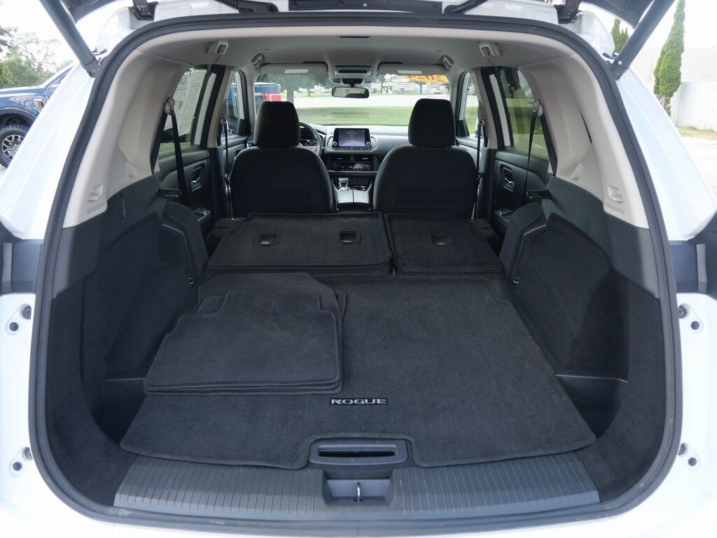2024 Nissan Rogue SV Mt Pleasant MI