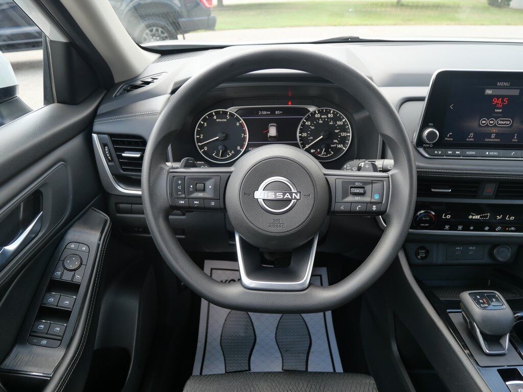 2024 Nissan Rogue SV Mt Pleasant MI