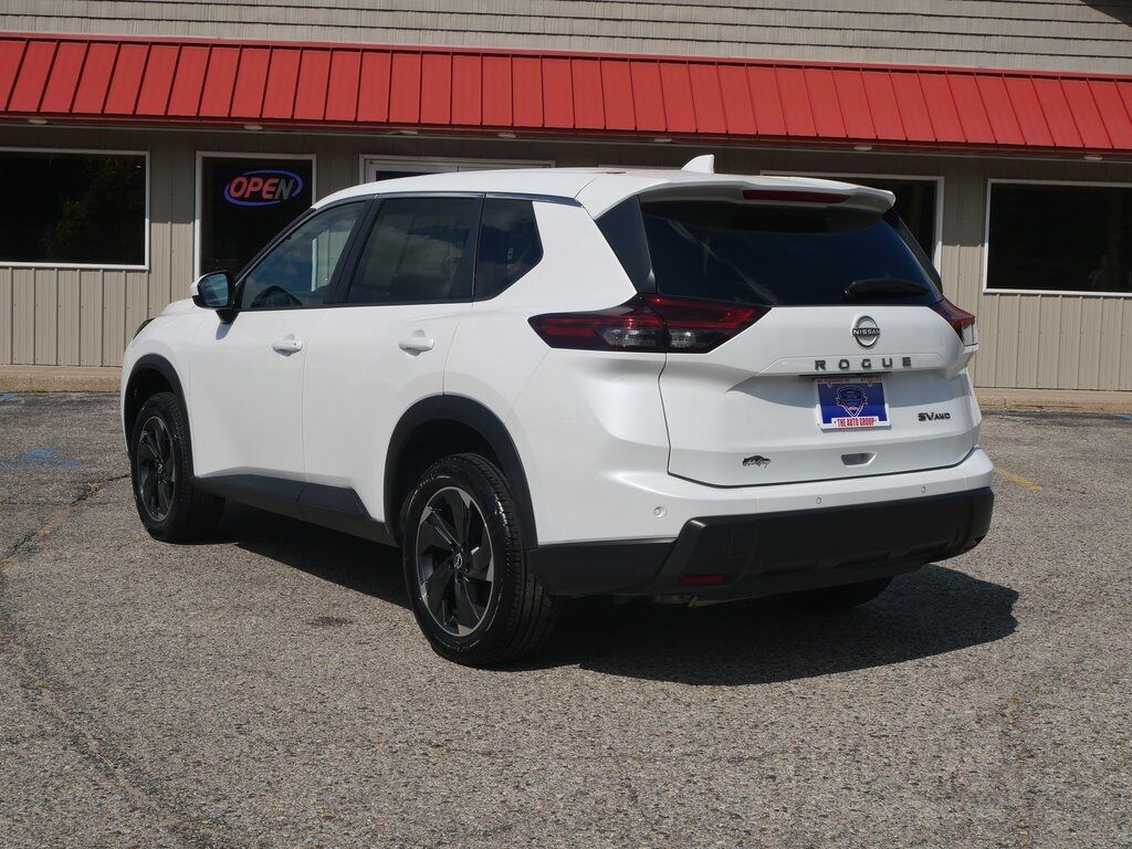 2024 Nissan Rogue SV Mt Pleasant MI