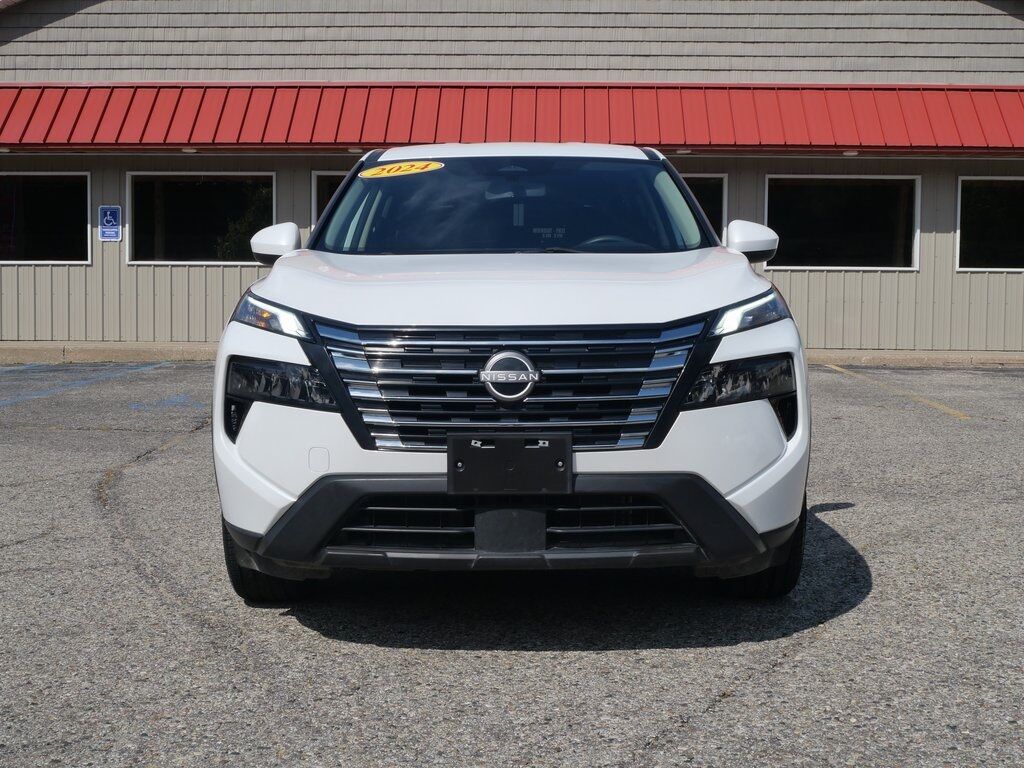 2024 Nissan Rogue SV Mt Pleasant MI