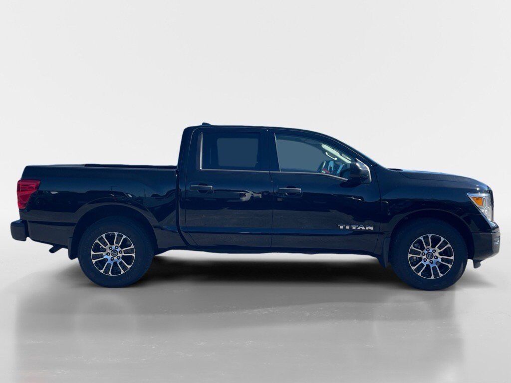2024 Nissan Titan SV Oak Ridge TN 2024 Nissan Titan SV Oak Ridge TN